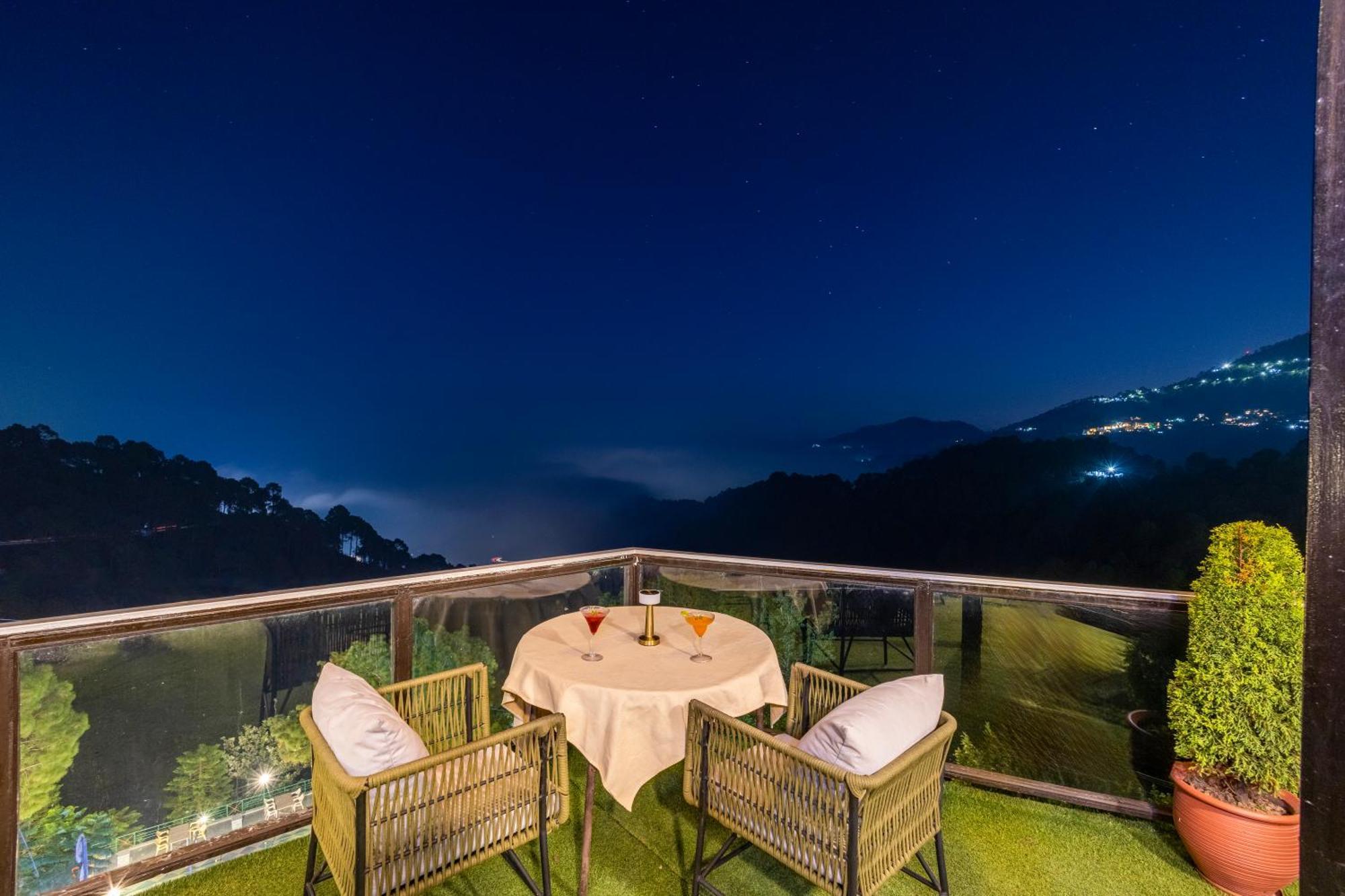 Winnies Holiday Resort & Spa Kasauli Exterior foto
